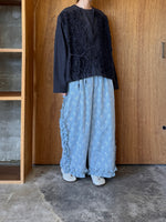 【予約】qiri / flower stitch embroidery frill pants  (lightblue*WH)