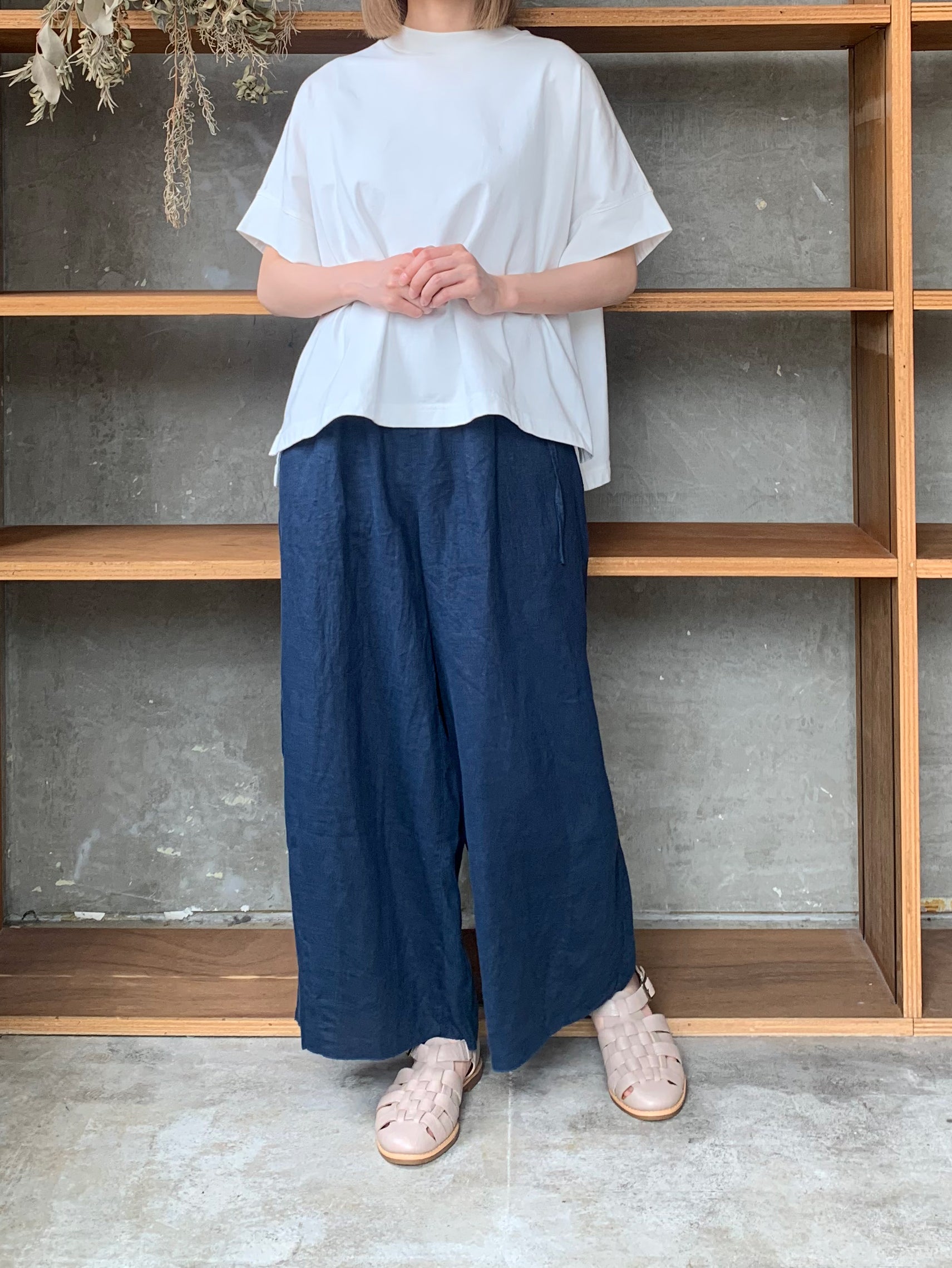 TISSU / クラシック天竺 モックネックドルマンT（シロ）