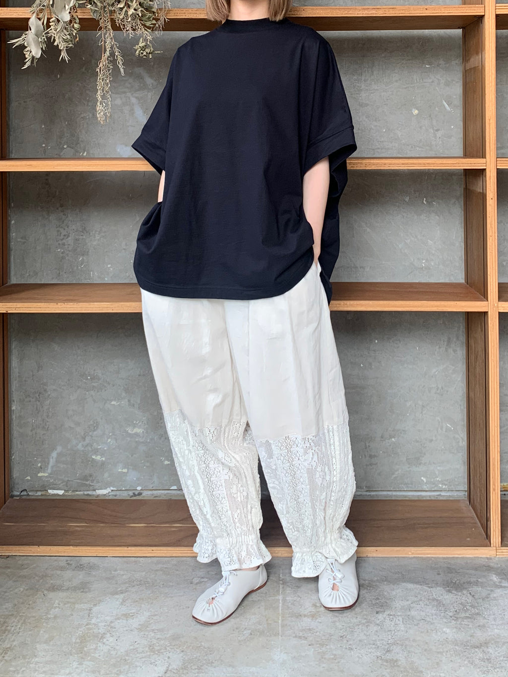 TISSU / クラシック天竺 モックネックドルマンT（クロ）