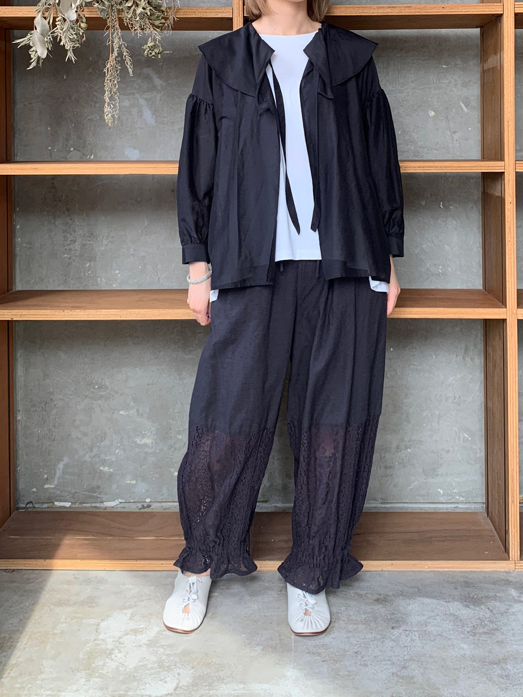 qiri / lasew gather pants (チャコール)