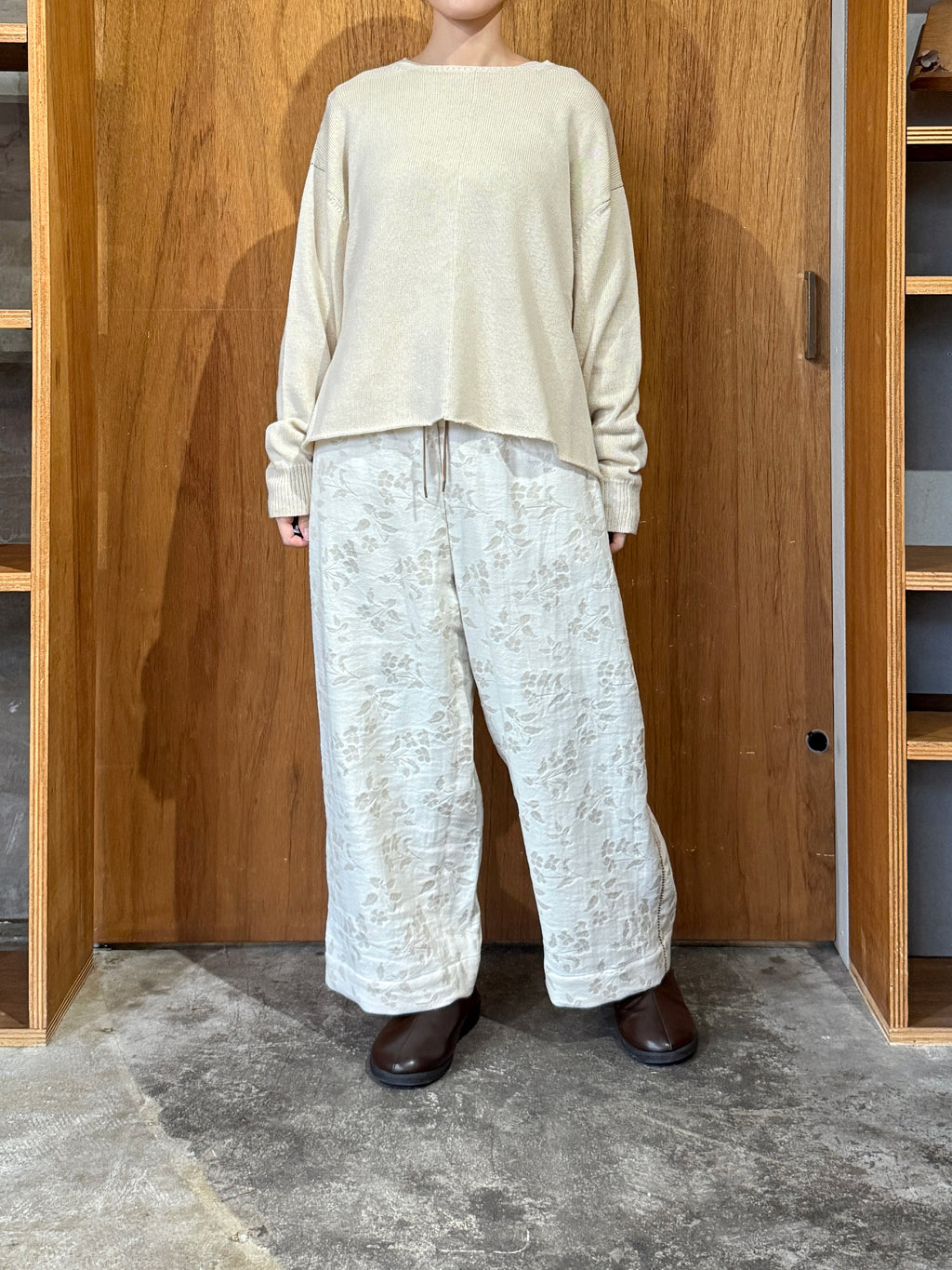 qiri / flower tale gather wide pants (キナリ)