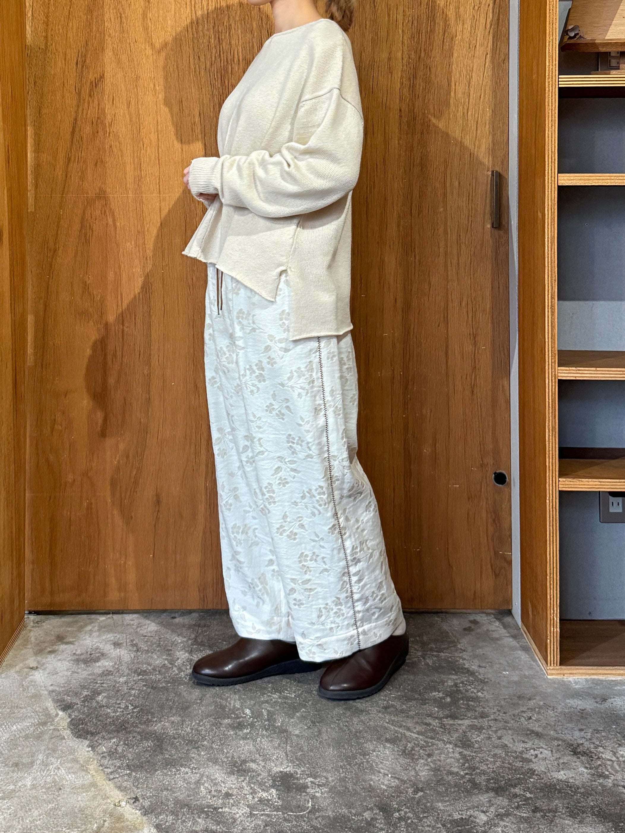 qiri / flower tale gather wide pants (キナリ)