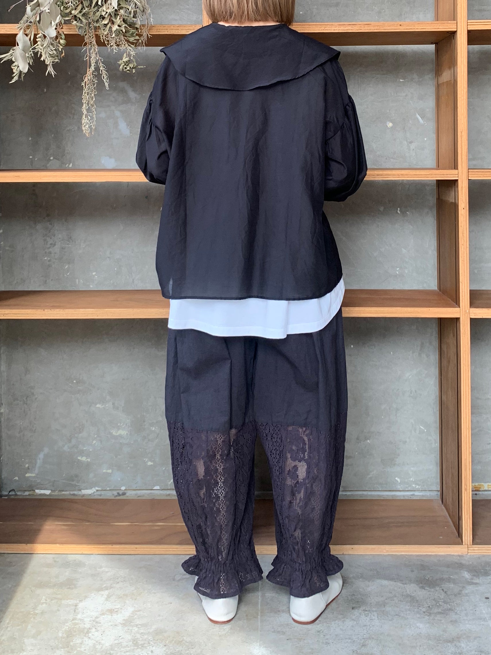 qiri / lasew gather pants (チャコール)