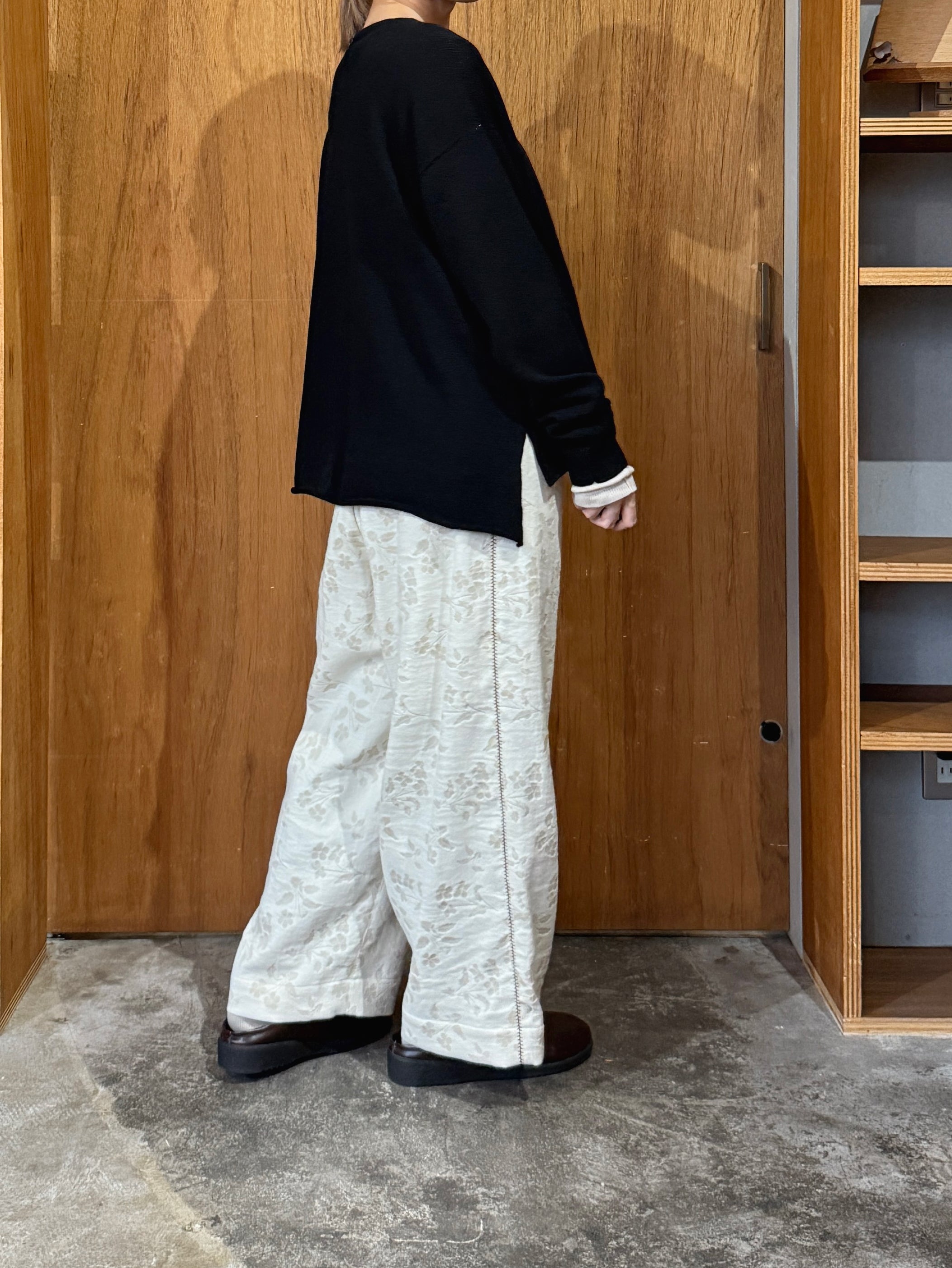 qiri / flower tale gather wide pants (キナリ)