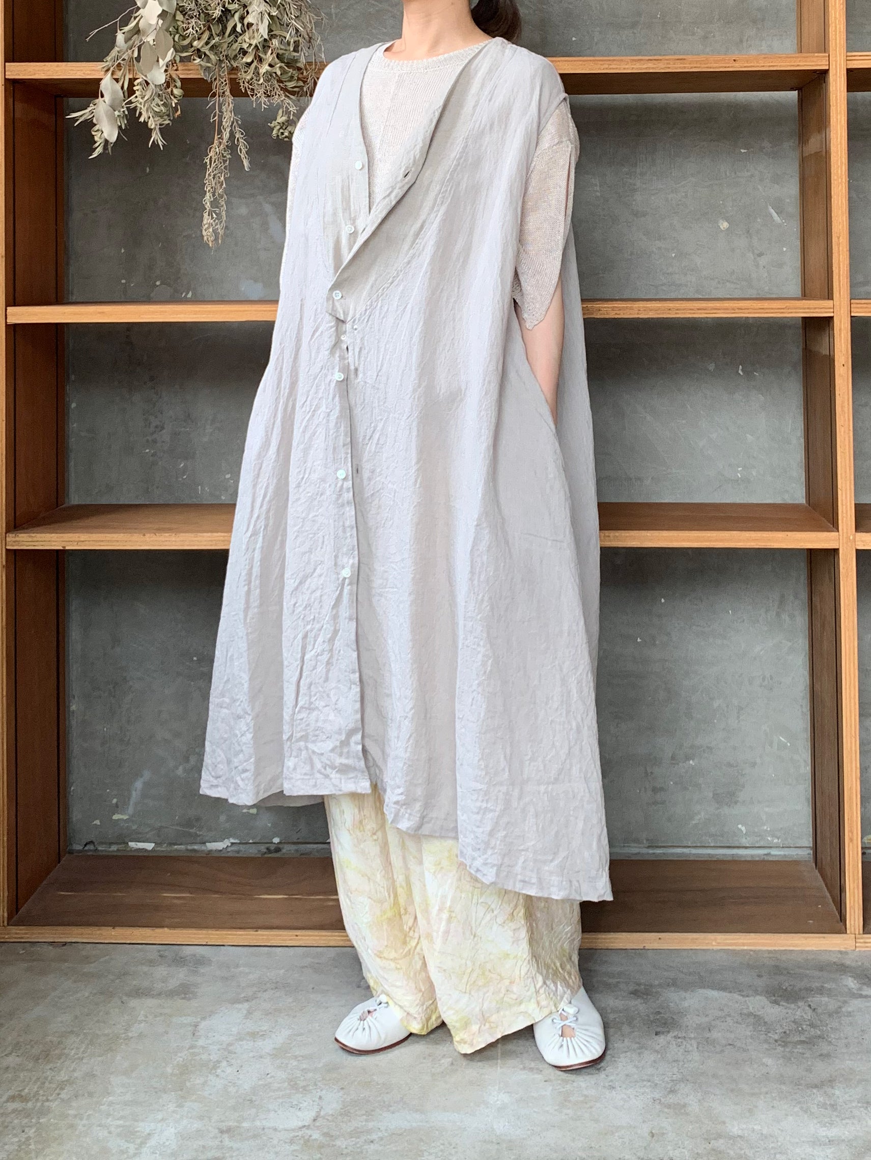 Vlas Blomme / Airy Linen 3wayロングジレ(L.Gray)