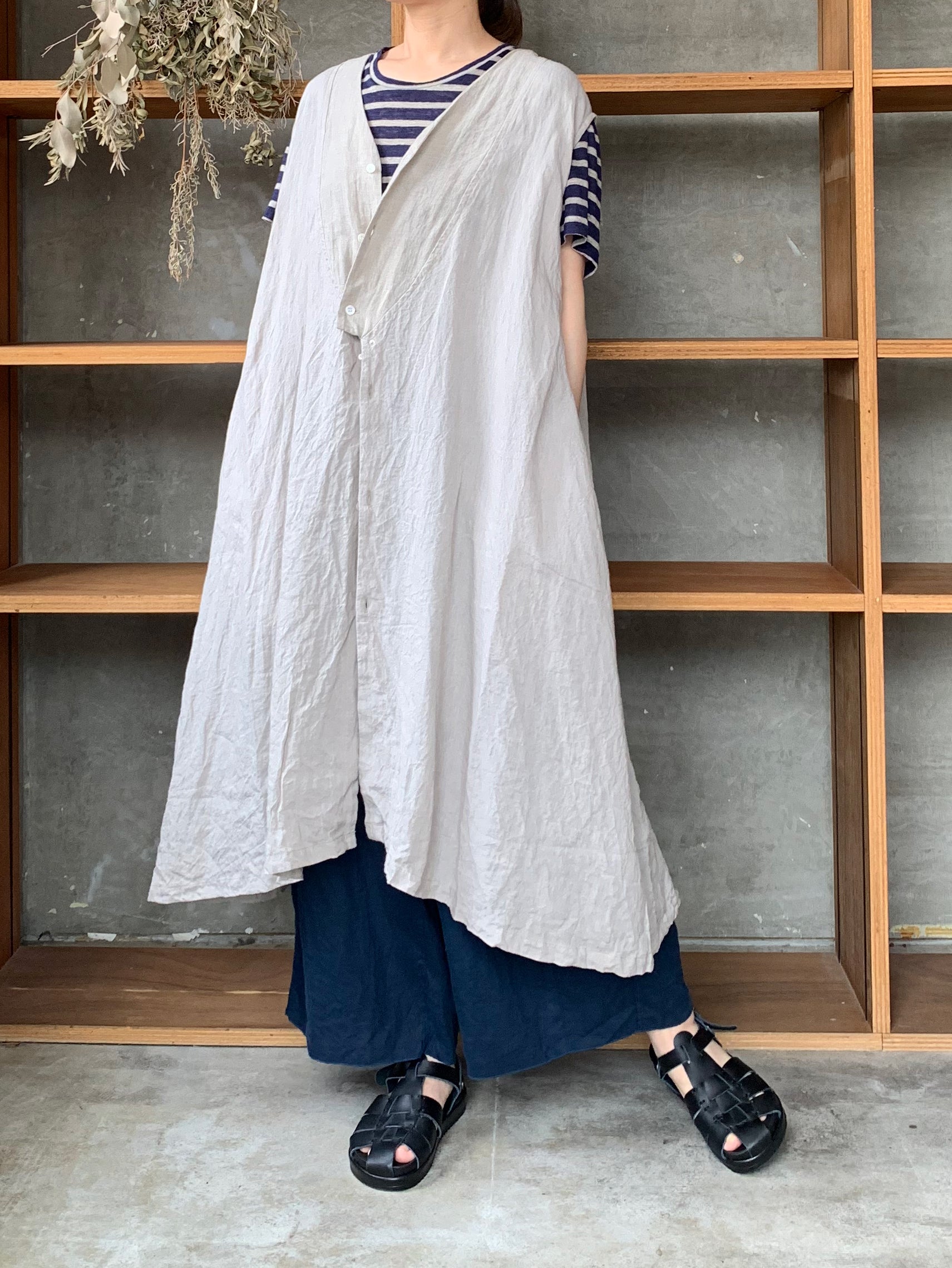 Vlas Blomme / Airy Linen 3wayロングジレ(L.Gray)