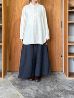 Vlas Blomme / Washed Linen Ramie Wool カーブパンツ(Charcoal)