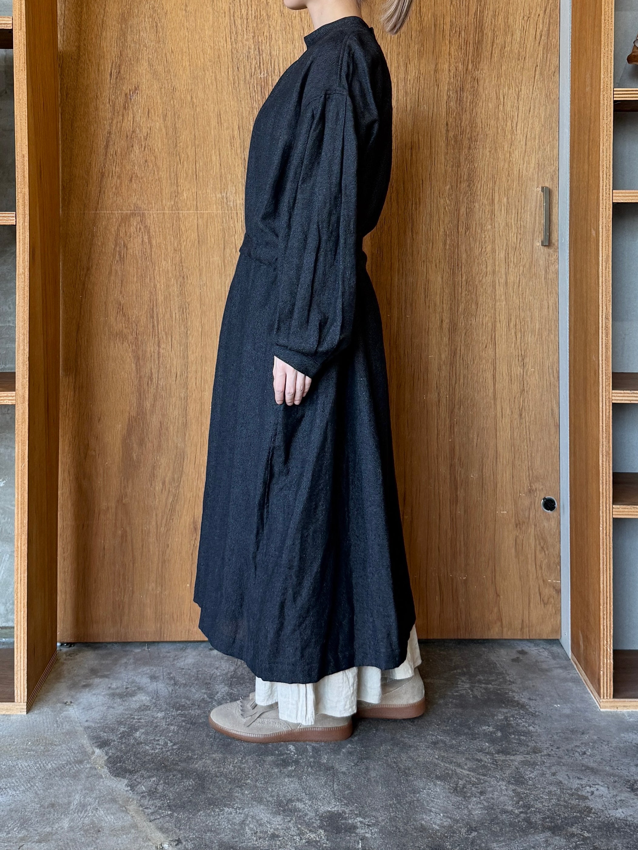 Vlas Blomme / Linen Wool Gauze ドレス(Charcoal)