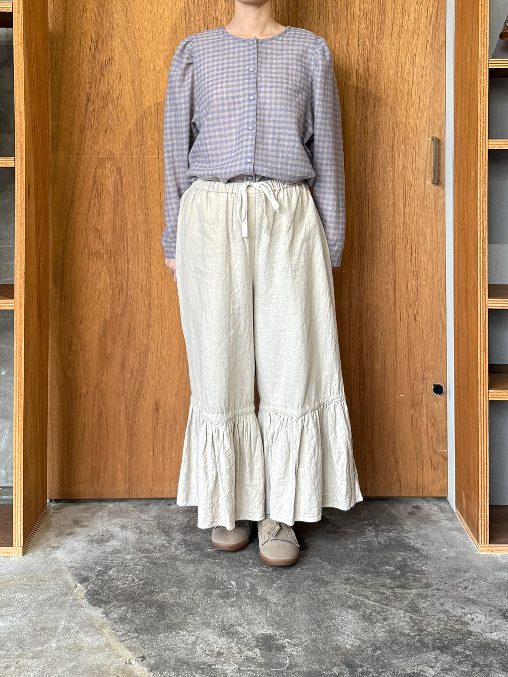 ROBE de PEAU / WOOL GAUZE CLASSIC BLOUSE (LAVENDER × BEIGE)