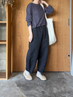 Vlas Blomme / C/L Twill (ムラ染め) ワイドダーツパンツ (D.Navy)