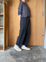 Vlas Blomme / C/L Twill (ムラ染め) ワイドダーツパンツ (D.Navy)
