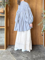 ROBE de PEAU / Circular Smocking Shirt (Smoke Sax)