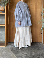 ROBE de PEAU / Circular Smocking Shirt (Smoke Sax)