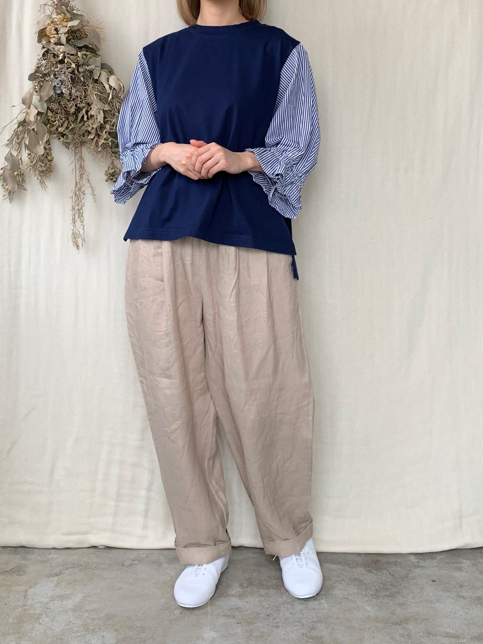 【SALE】UNIVERSAL SEVEN / クラシック天竺 タックギャザースリーブ（ネイビー×ストライプ）