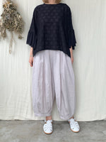 qiri / trees embroidery frill blouse (チャコール)