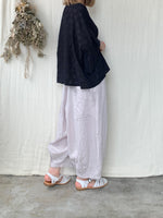 qiri / trees embroidery frill blouse (チャコール)