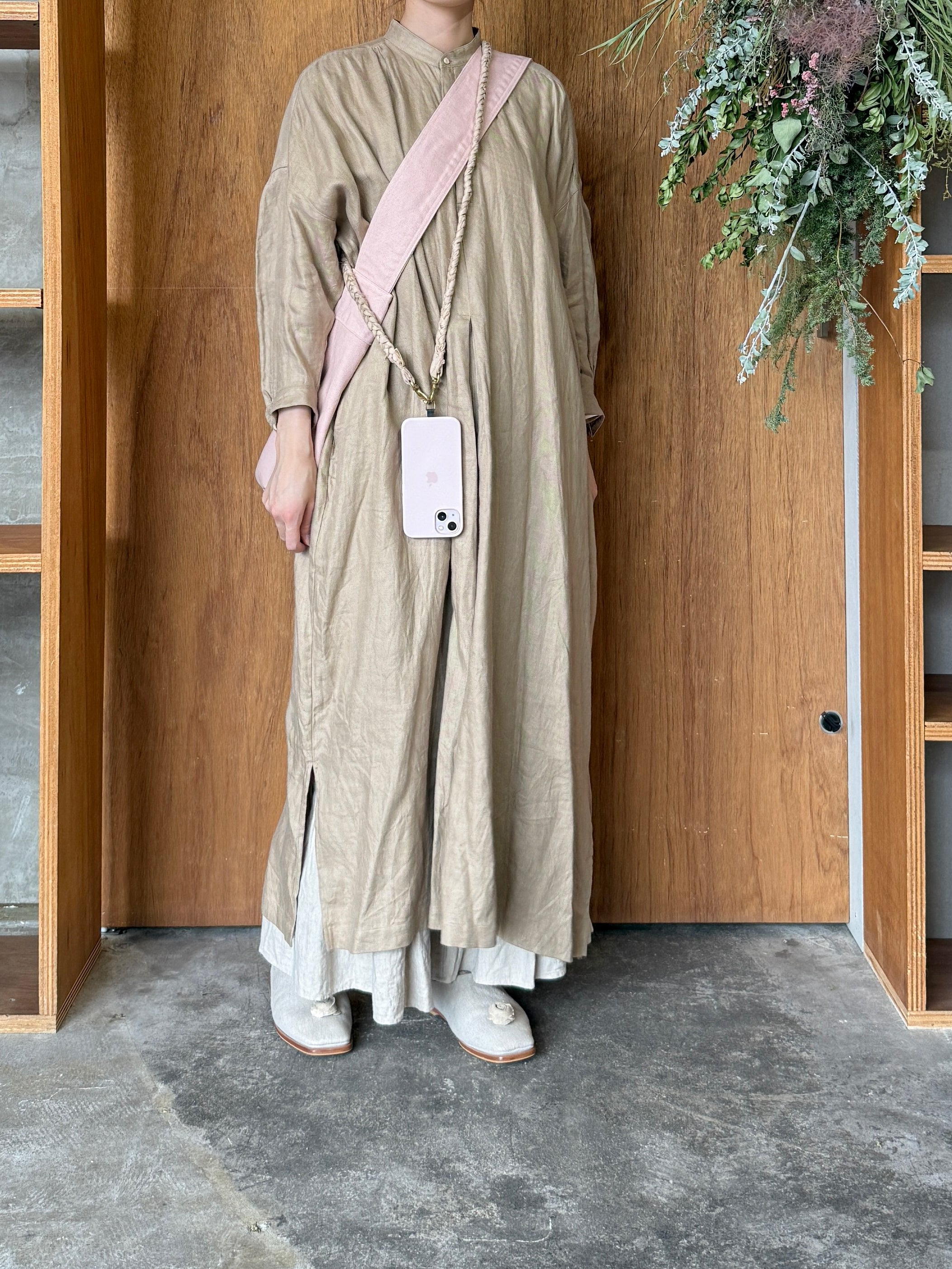 suzuki takayuki × ams, / cylinder tote bag (cloudy coral / ピンク)