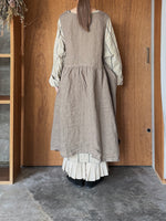 Vlas Blomme / Linen Voile エプロンドレス