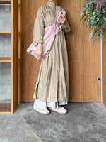 suzuki takayuki × ams, / cylinder tote bag (cloudy coral / ピンク)