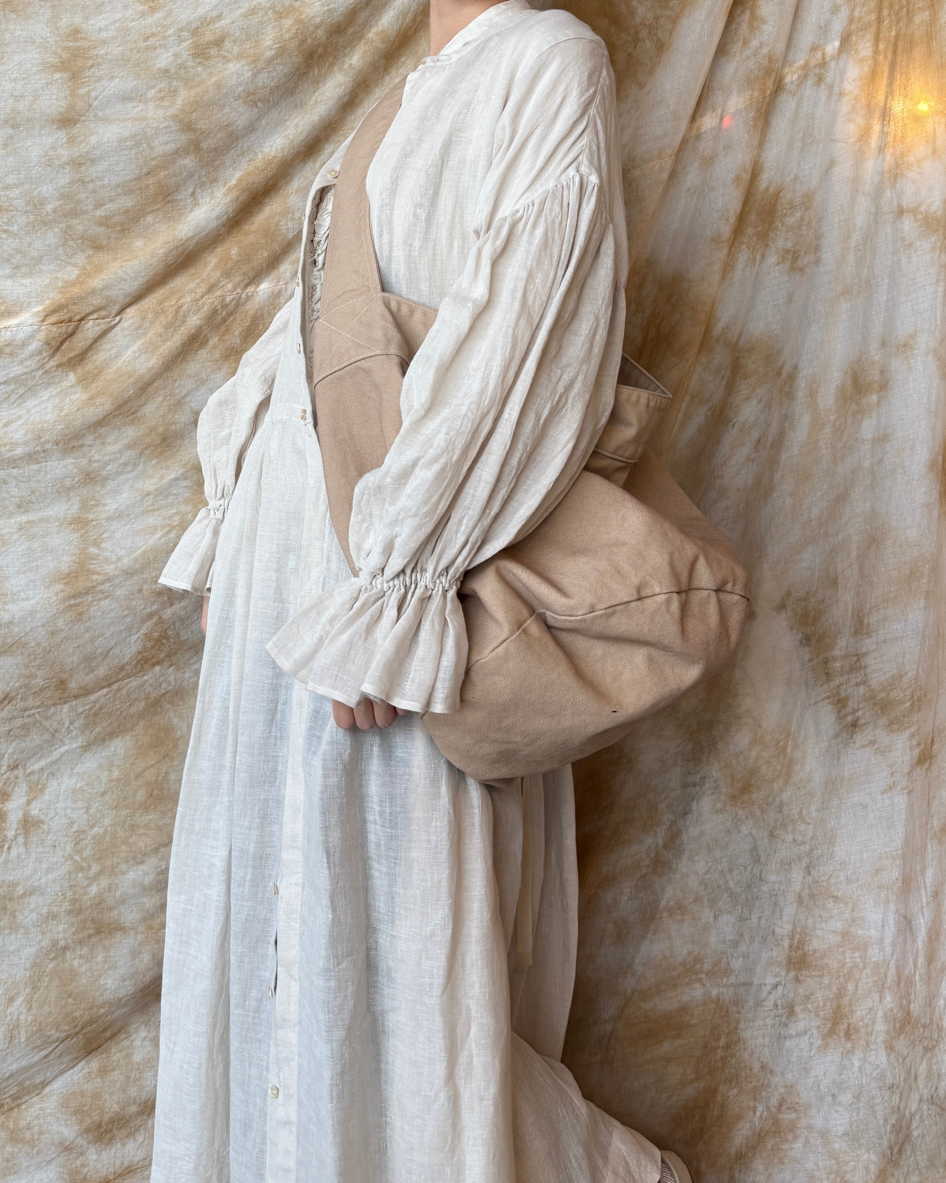 suzuki takayuki × ams, / cylinder tote bag (common oak / ベージュ)