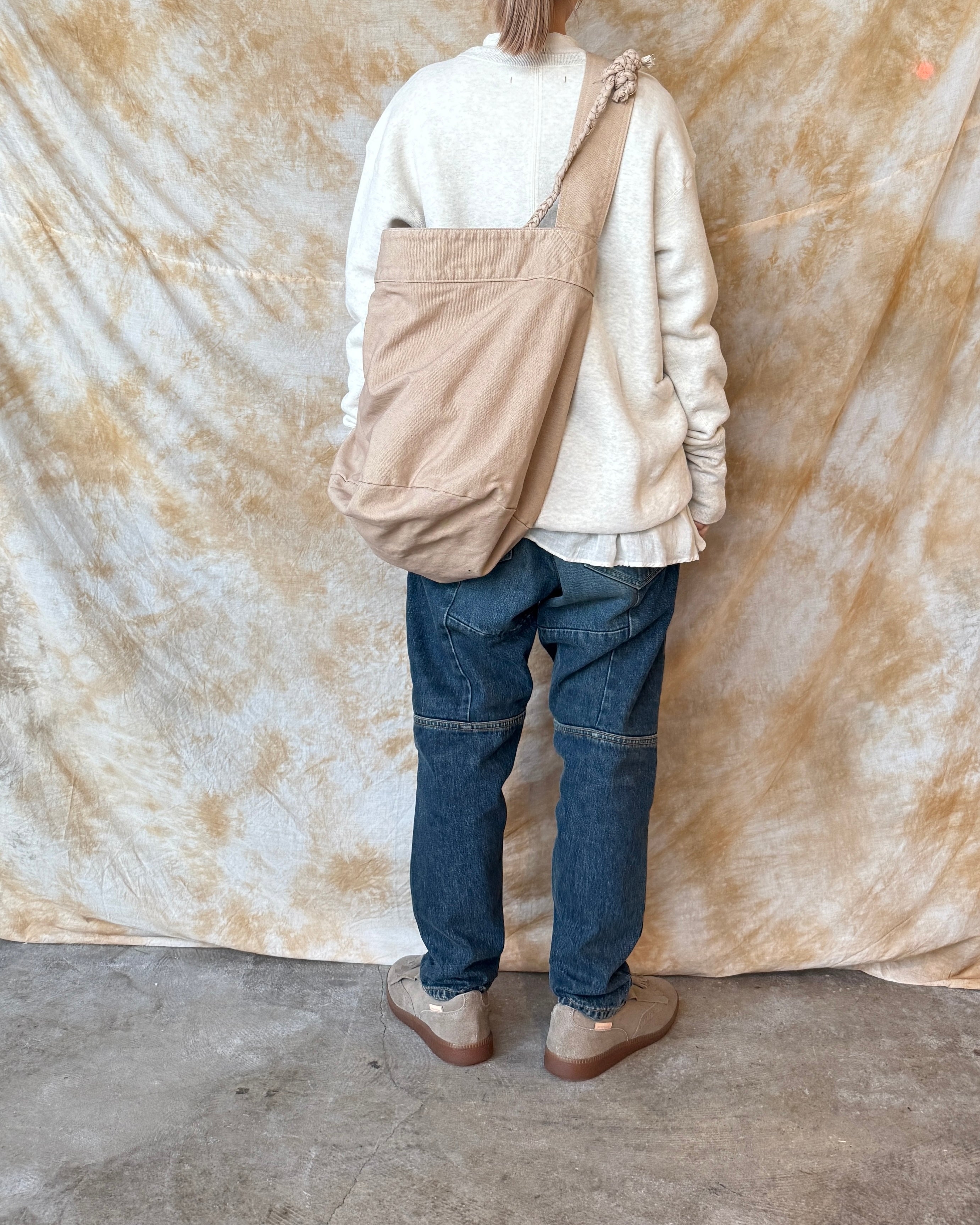 suzuki takayuki × ams, / cylinder tote bag (common oak / ベージュ)