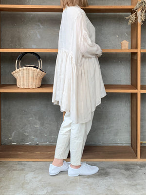 suzuki takayuki / chinese knot blouse（ivory）