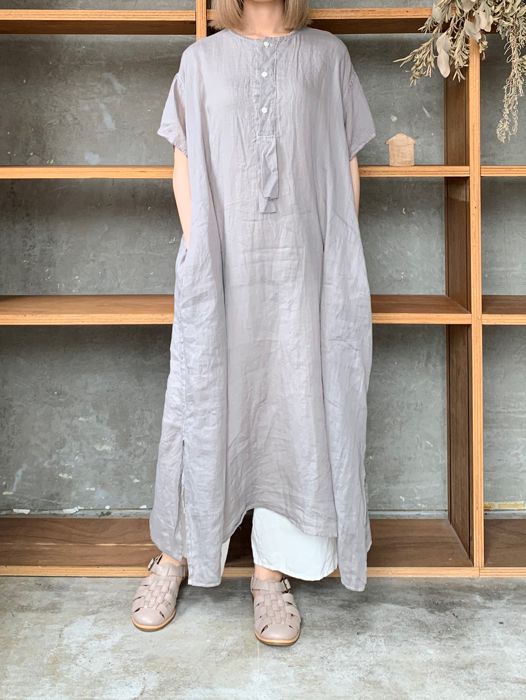 Vlas Blomme / Ramie Lawm ドローストリングスドレス(Gray)