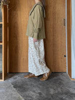 qiri / serene arabesque jacquard gather pants (ecru)