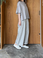 UNIVERSAL TISSU / コンパクトクールローレル天竺 ドルマンスリーブワイドTシャツ（グレージュ）