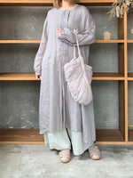Vlas Blomme / Ramie Lawm 前開きドレス(Gray)