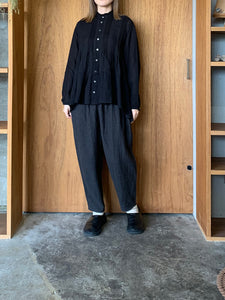 suzuki takayuki / pin-tuck blouse（black）