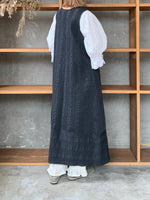 qiri / pintuck jacquard vest one-piece (チャコール)
