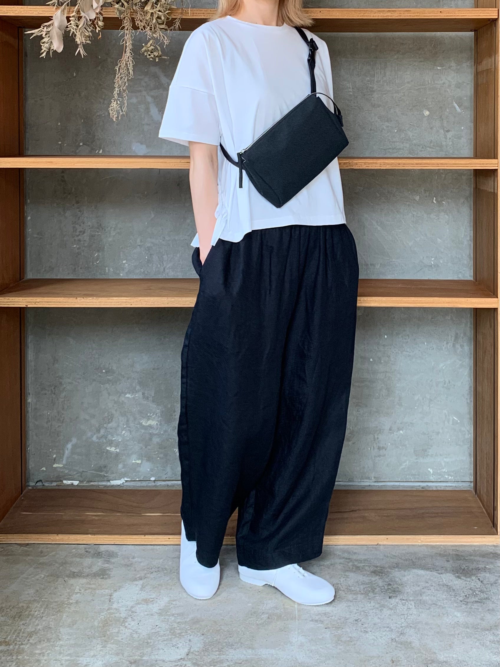 GASA*/ Swallowtail：アゲハ　バックヘムフリルプル (white)