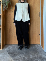 tumugu / エコウールモッサ ベスト（ECRU）