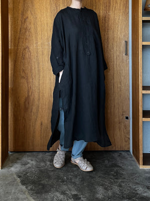 Vlas Blomme / Washed Light Linen カフタンロングシャツ (D.Charcoal)
