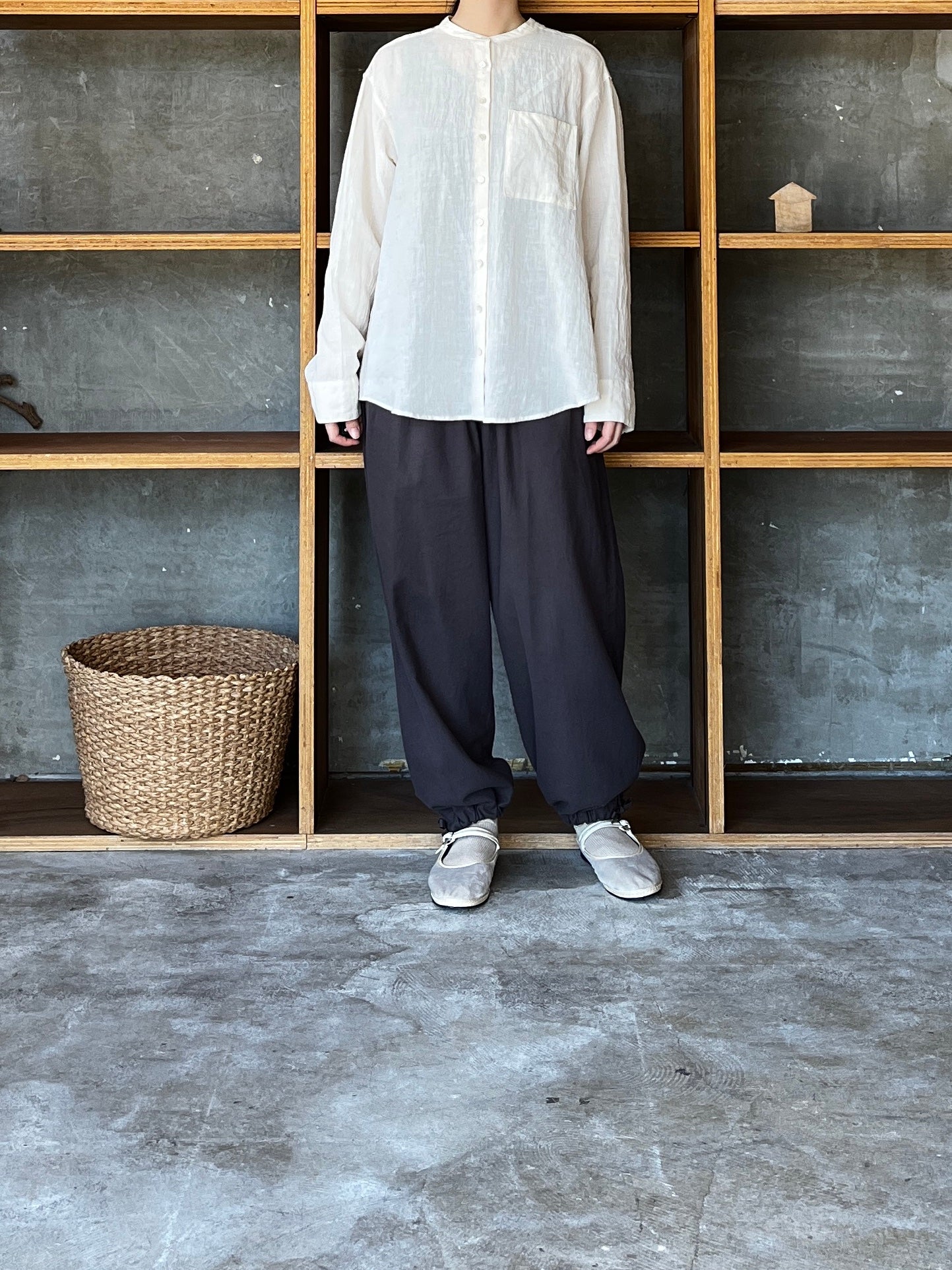 IKKUNA / saruel easy pants Ⅱ