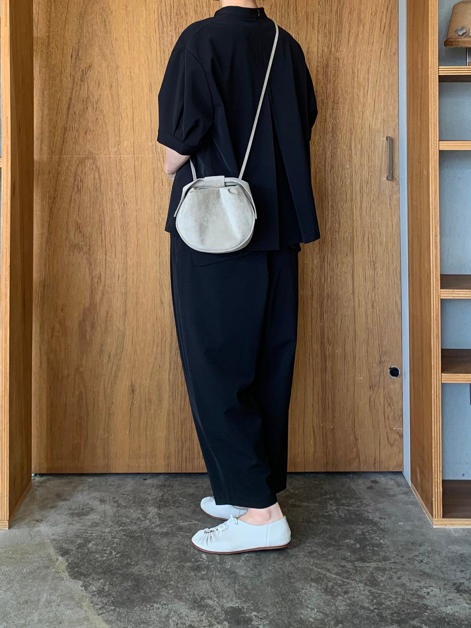 tumugu /  フォーマルシリーズ ステファニーツイルライト パンツ（BLACK）