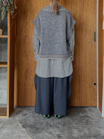 OTOAA / WOOL BOUCLE V-NECK KNIT（TOP GRAY）