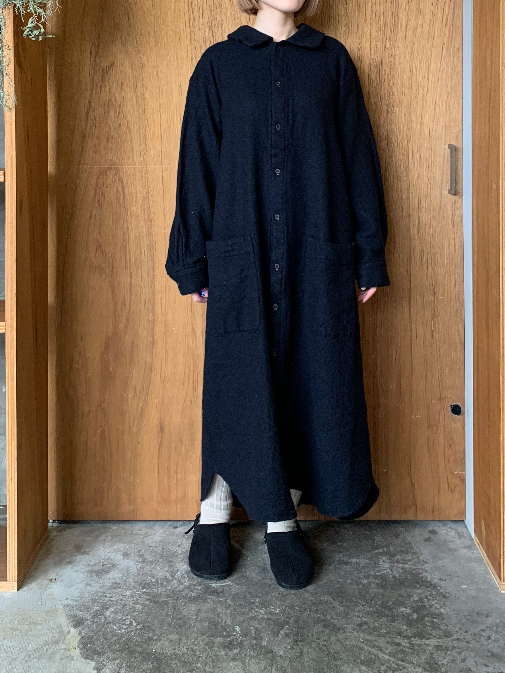 Re arrival!! Vlas Blomme / 縮絨ウール ソフトコート (Navy)