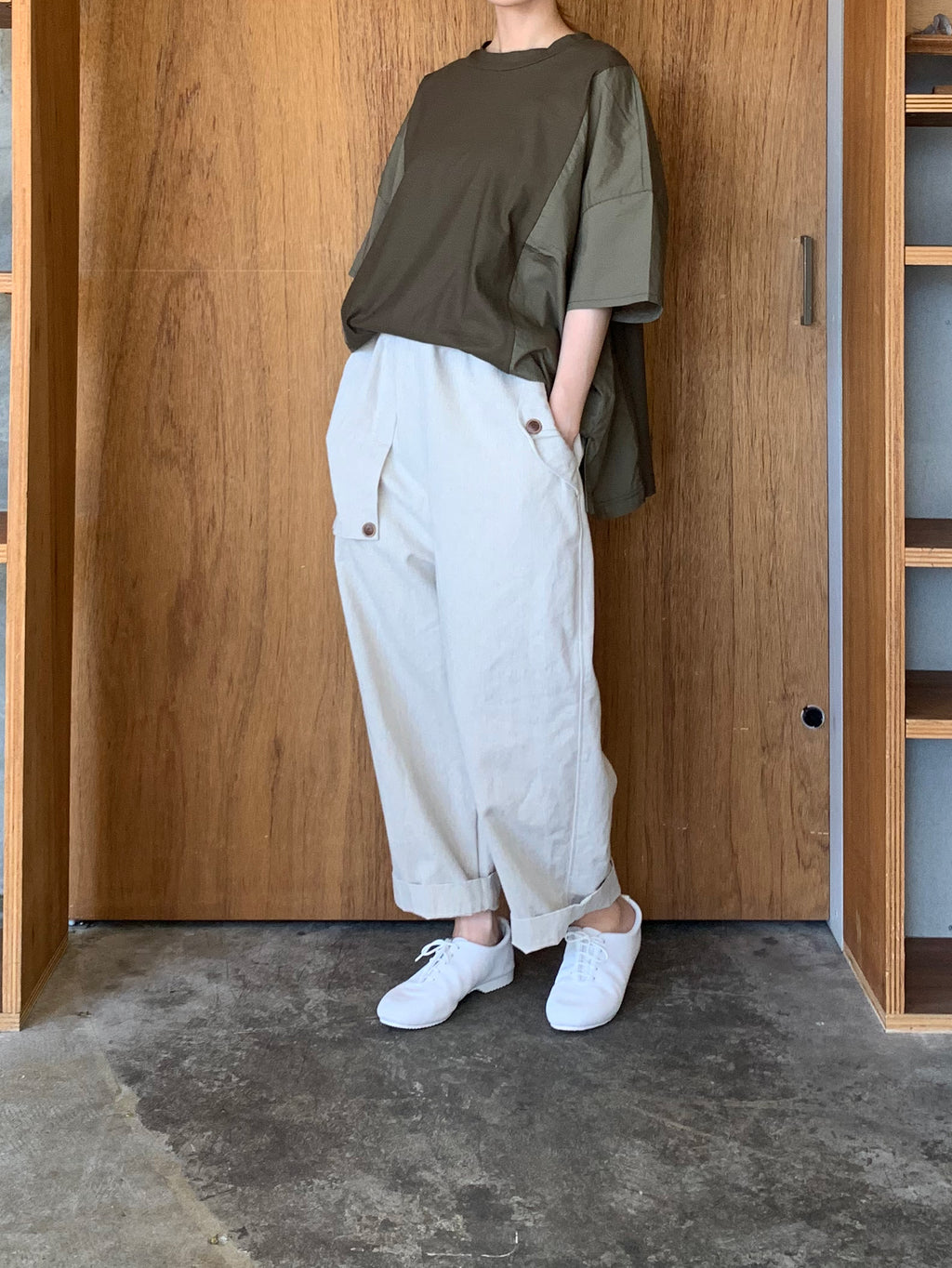 TISSU / 接触冷感マルチエフェクトコンボ ワイドTシャツ（カーキ×カーキ）