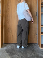 suzuki takayuki / easy pants（khaki brown）