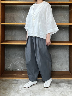 【SALE】UNIVERSAL TISSU / フレンチリネン ドルマンスリープシャツジャケット（オフ）