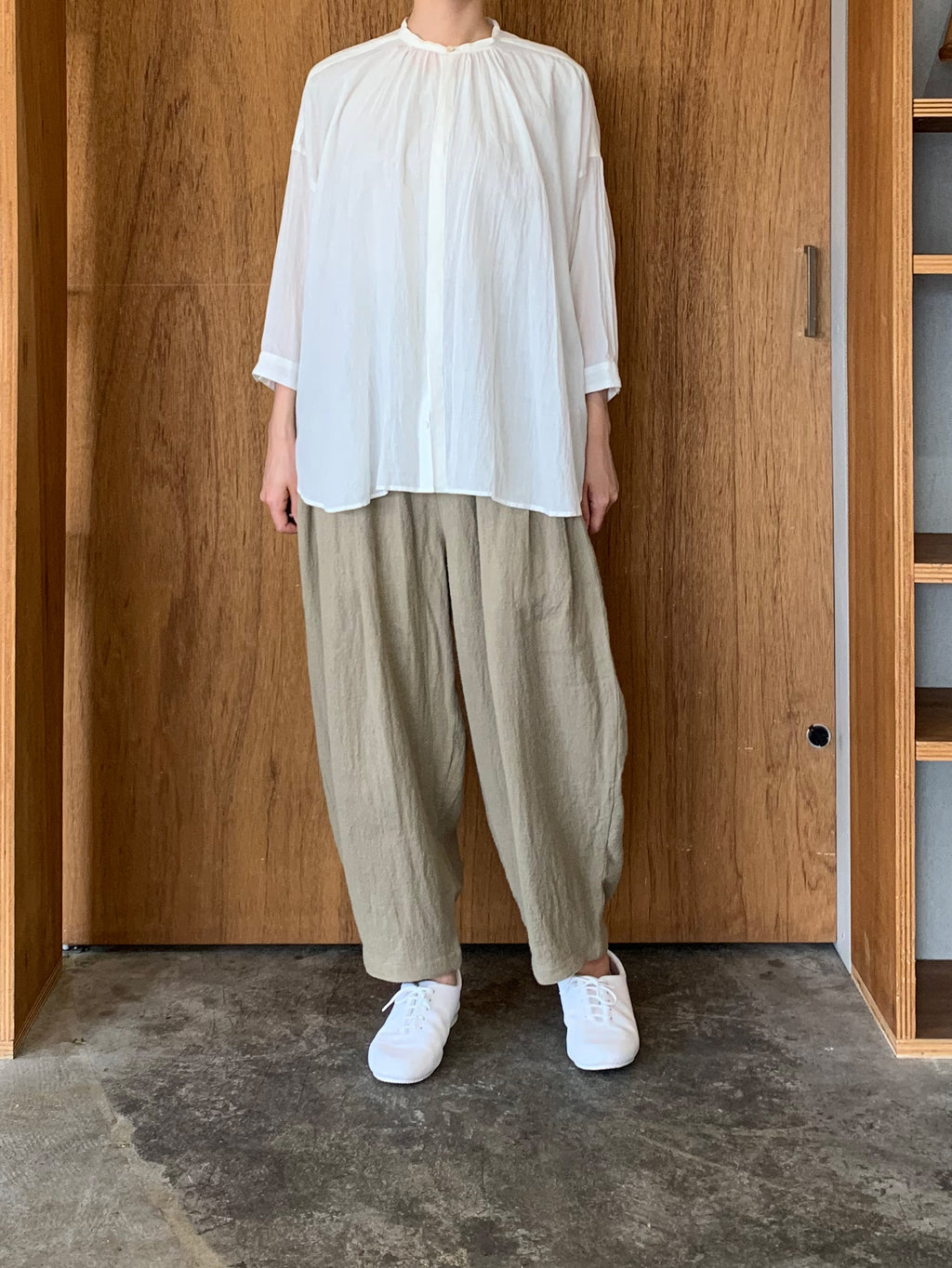 suzuki takayuki / farmer's wide pants（bay leaf）