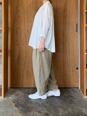 suzuki takayuki / farmer's wide pants（bay leaf）