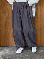 ROBE de PEAU / Soft Light Filter Pants  (Charcoal)