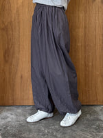ROBE de PEAU / Soft Light Filter Pants  (Charcoal)