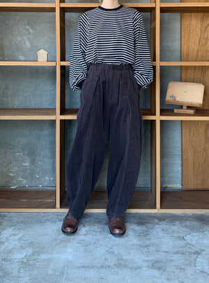 OTOAA / LIGHTWEIGHT CORDUROY COCOON PANTS
