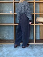 OTOAA / LIGHTWEIGHT CORDUROY COCOON PANTS
