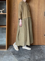 ROBE de PEAU / Church Dress (Olive)