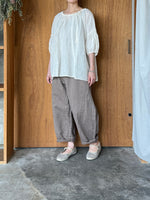 ROBE de PEAU / WRINKLE STRING BLOUSE (OFF NATURAL)